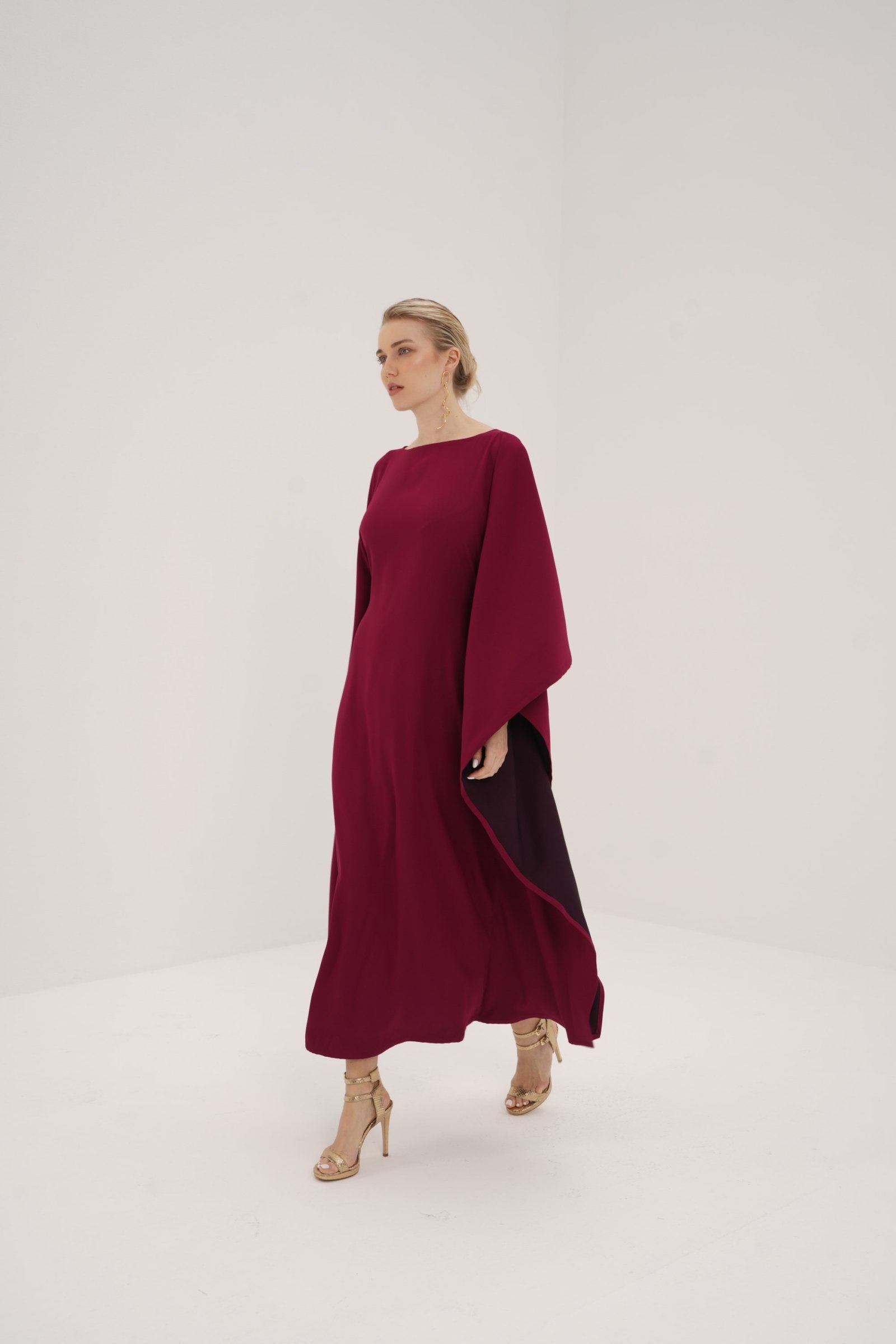 Dual-Tone Crepe Kaftan with Hidden Belt